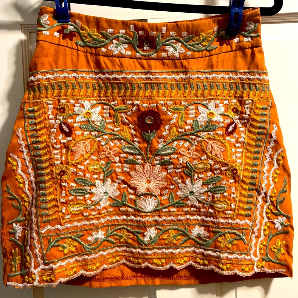 Embroidery skirt
